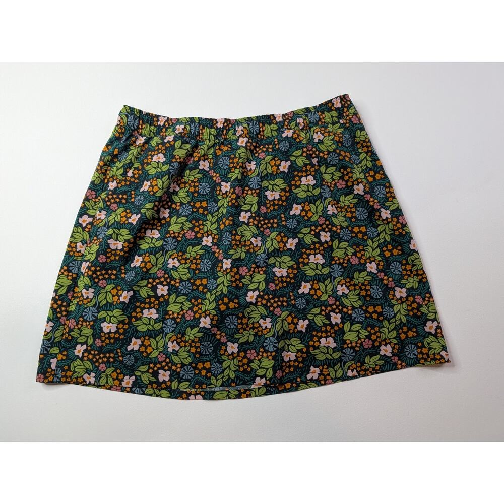 Toad&Co Floral Print Skort in Black, Green, Pink & Blue